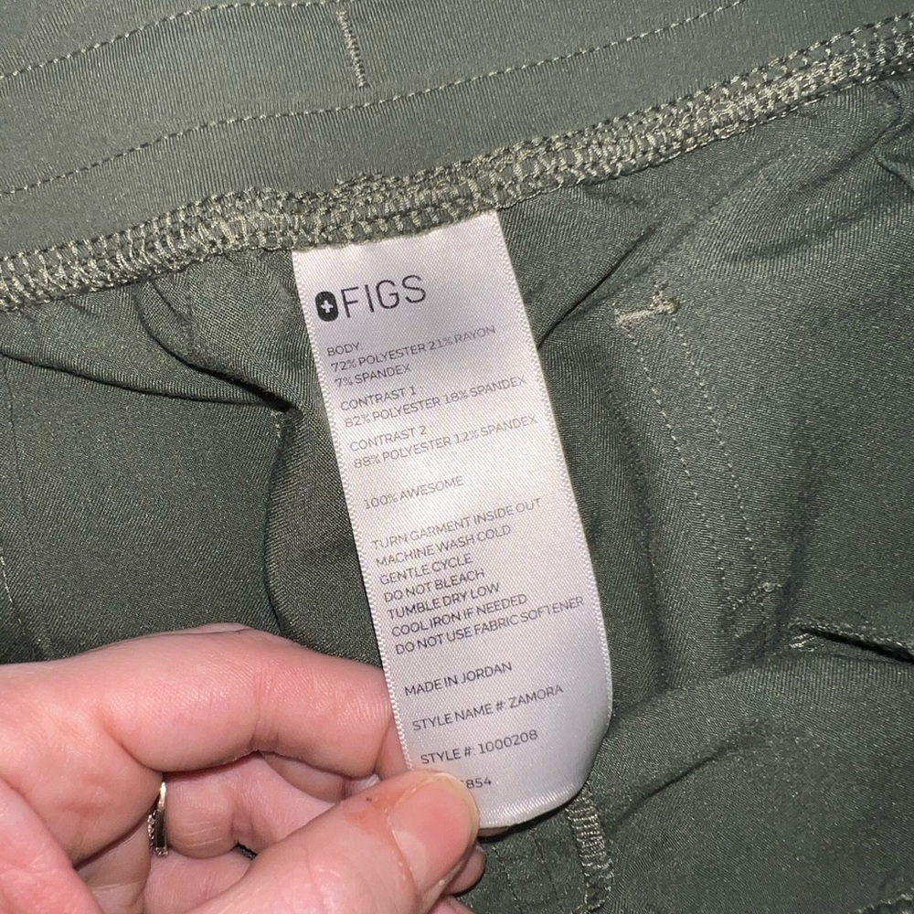 Zamora Jogger Scrub Pants - Picture 5 of 8